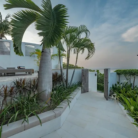 Villa Aman - Oceanfront-2